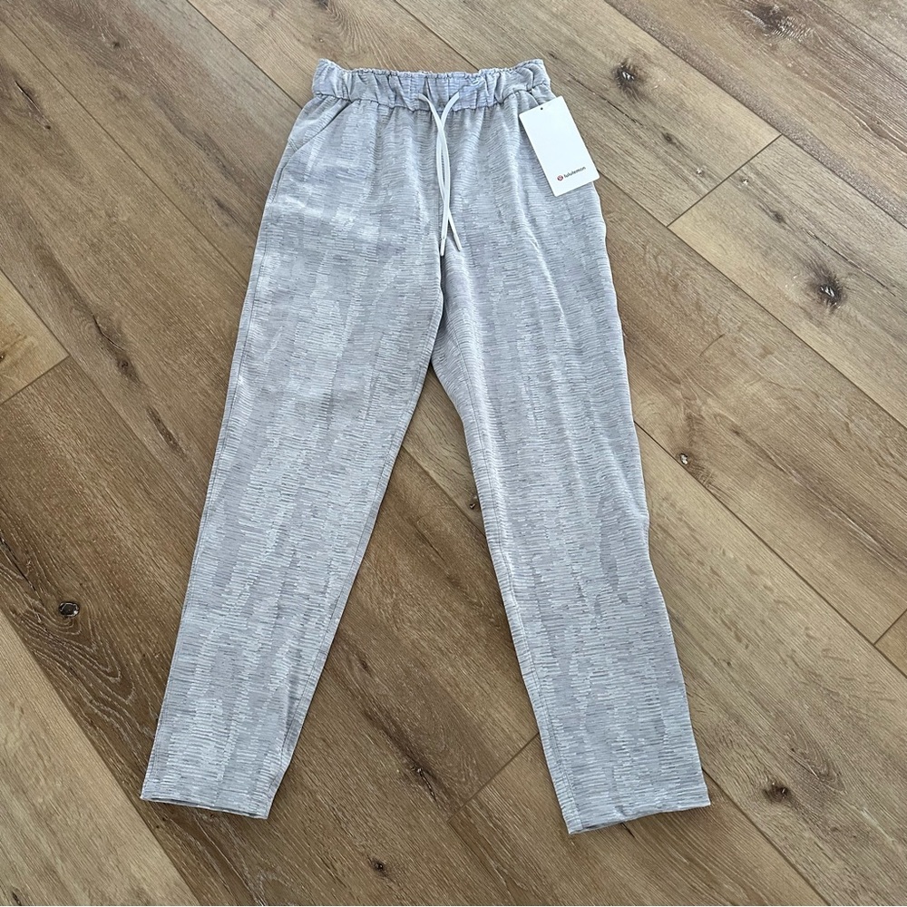 Lululemon Keep Moving Pant 7/8 jacquard